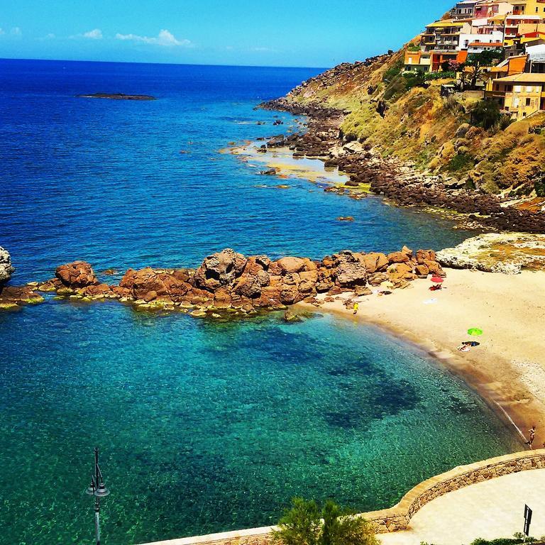 Antica Pensione Pinna Castelsardo Exterior foto